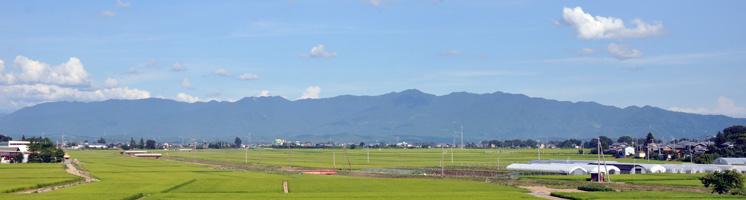 阿賀野市のシンボル「五頭山」